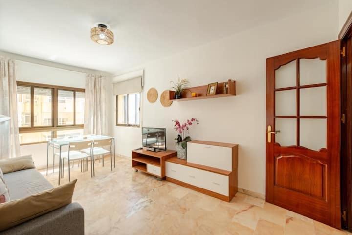 Apartamento Playa Victoria Кадис Экстерьер фото